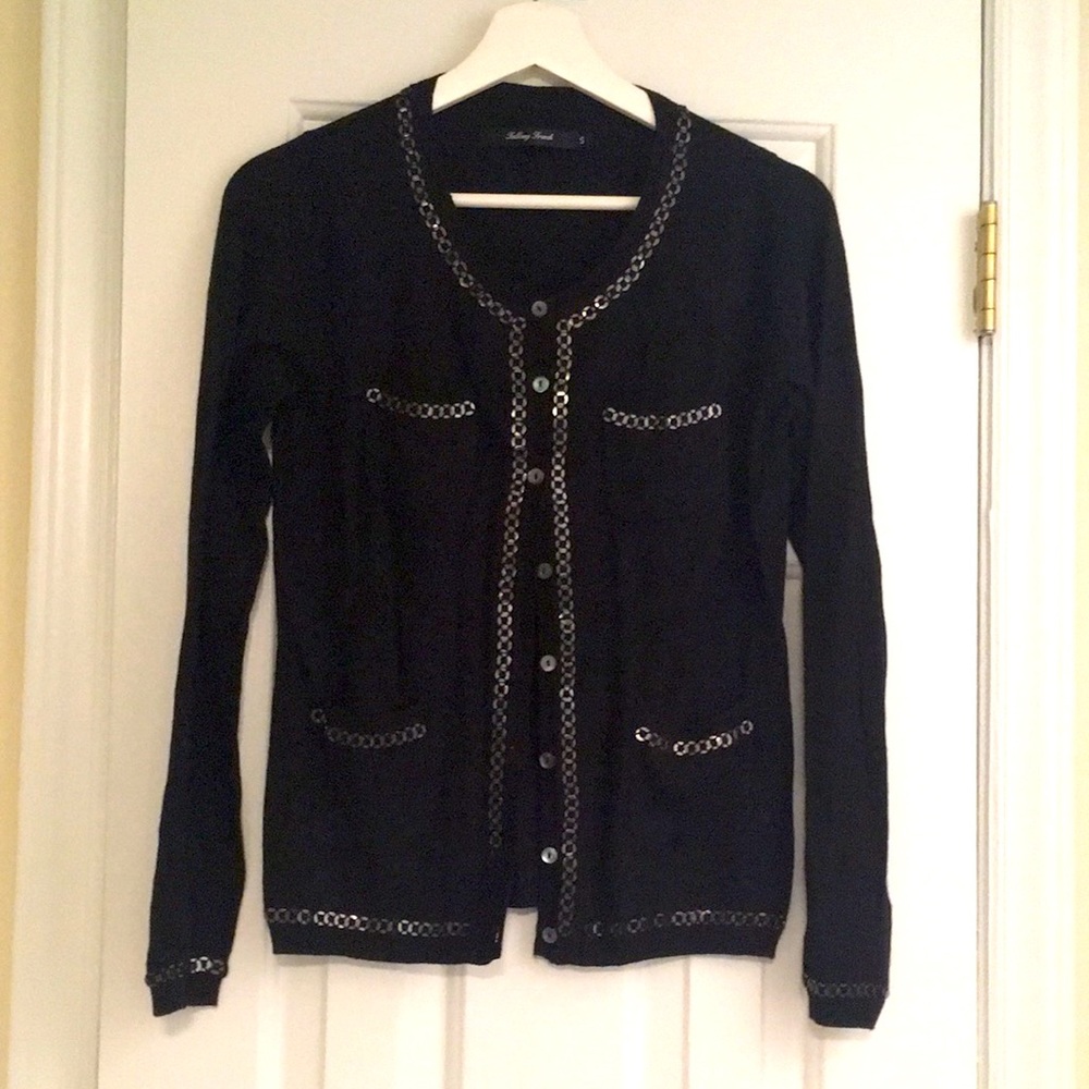 Chic wool cardigan. Small.